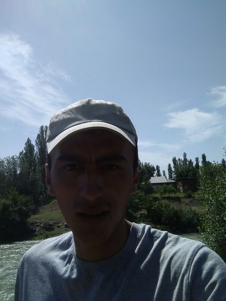  18962491  Doniyor, 31 ,    