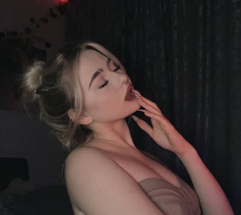 ���������� Atherton, ���� ������� Dina, 22 ����, ������������ ��� ������, ����� � ���������, c�������� ���������, ���������