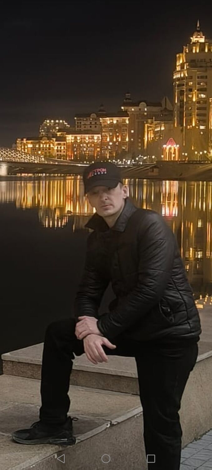  51022331  Vitaliy, 41 ,    