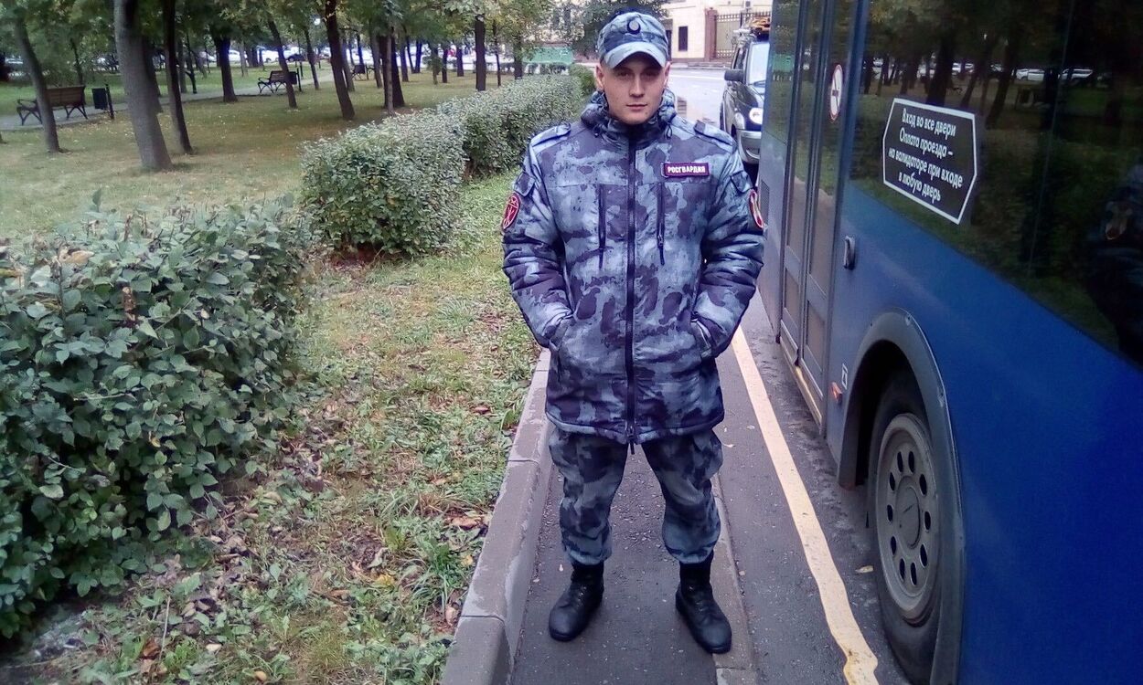  27370681  , 27 ,    