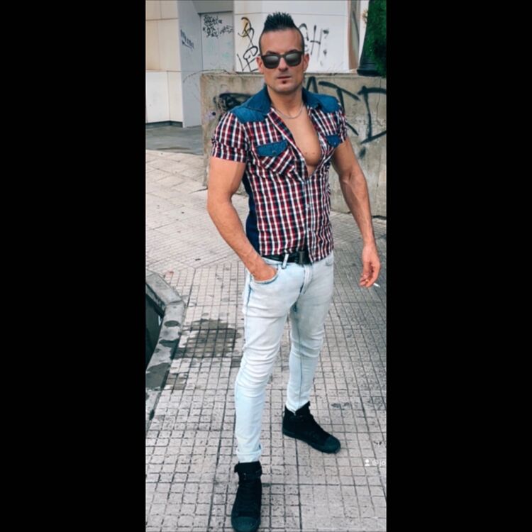  45939181  Jony, 32 ,    Caceres