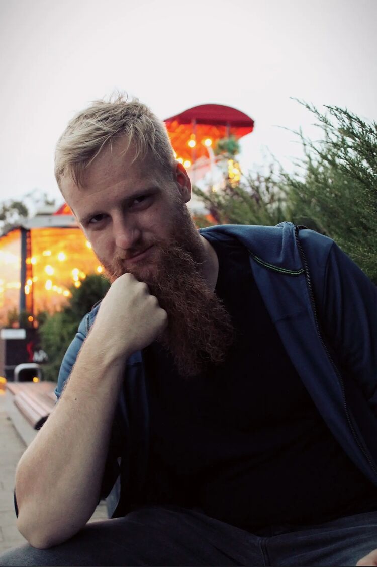 ���� 29895811 ����� German, 25 ���, ���� ���������� � �������������