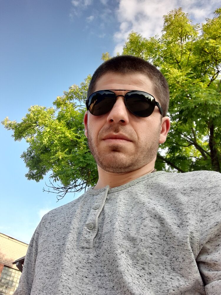  ,   G R U Z I N, 42 ,   ,   , c 