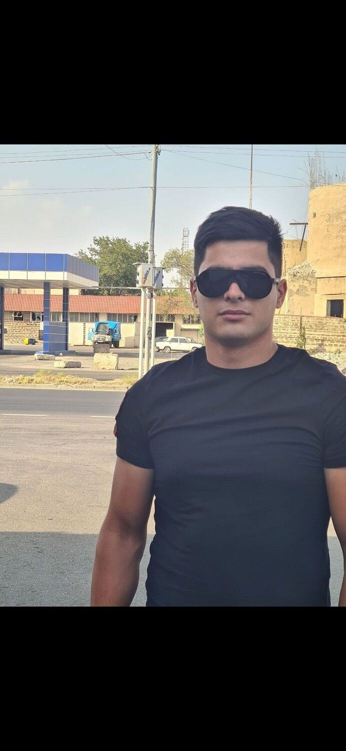  54116901  Arman, 25 ,    