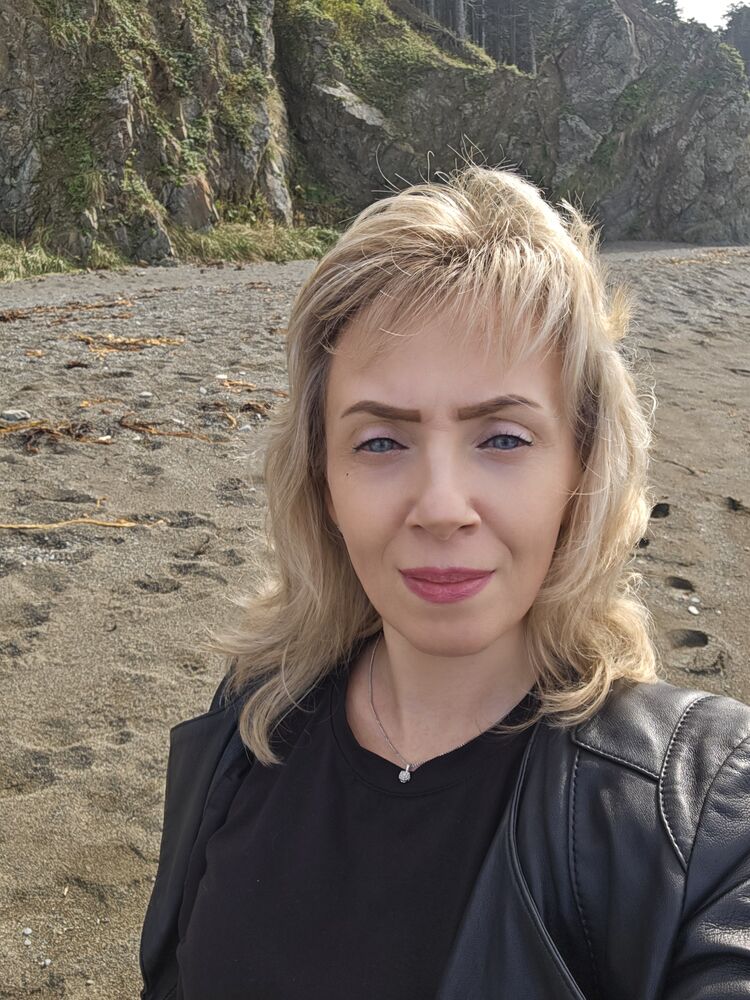  53815611  , 48 ,    -