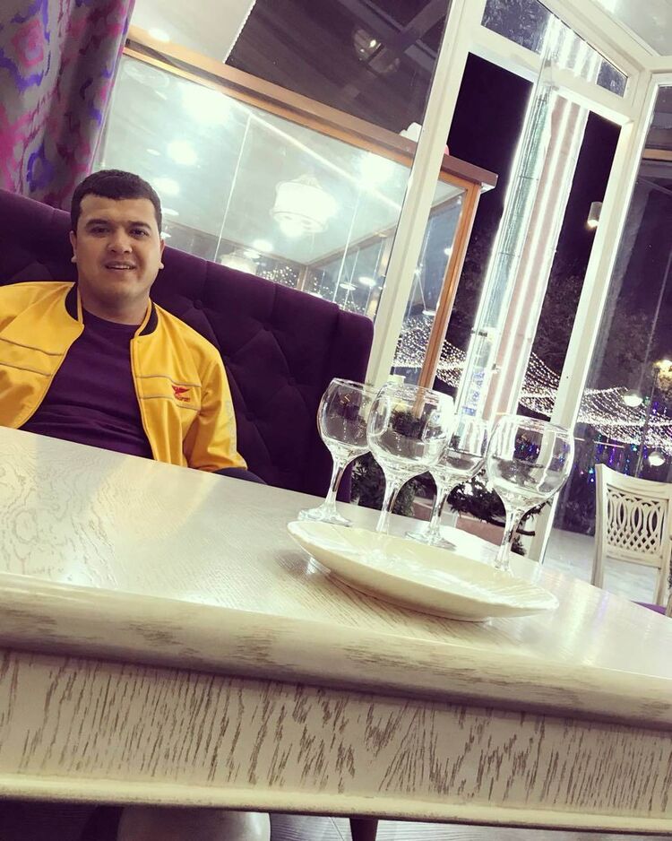  ,   Shokhjakhon, 32 ,  
