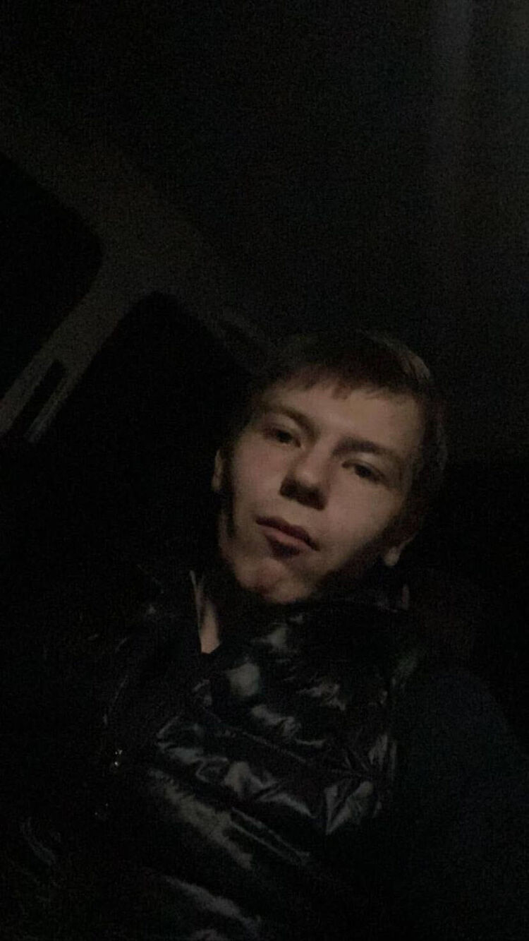  ,   Ruslan, 28 ,   ,   