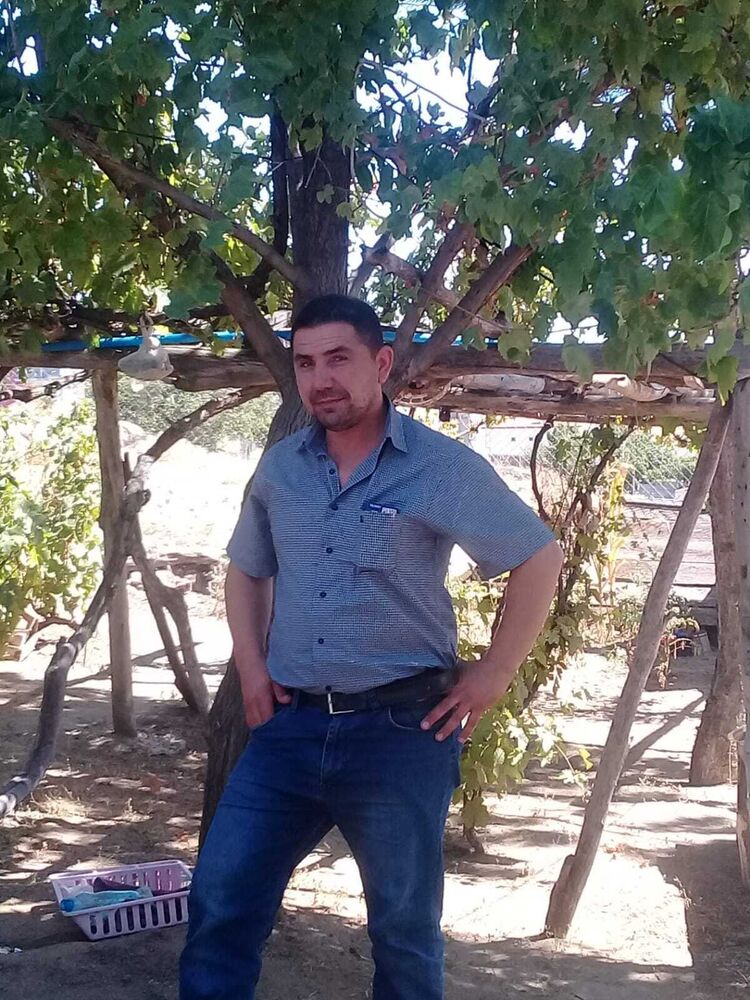  -,   Umut, 46 ,   ,   