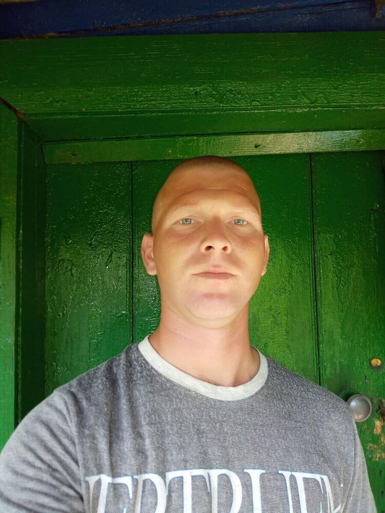  20678241  , 33 ,    
