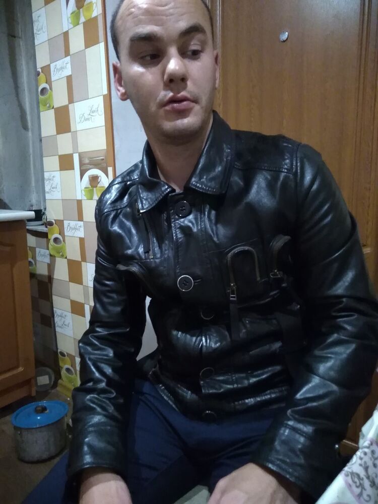 ,   Vladislav, 32 ,   ,   , c 