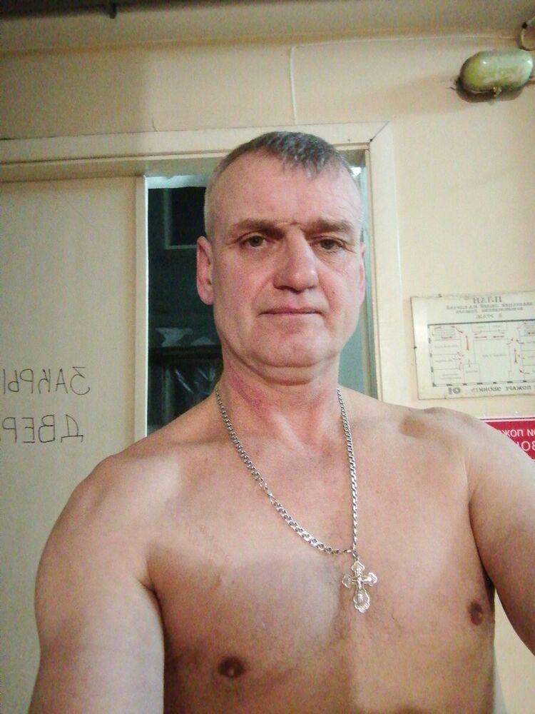  22396881  , 51 ,    