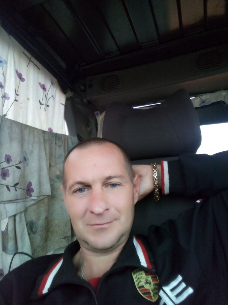  8192551  Skuminok, 48 ,    