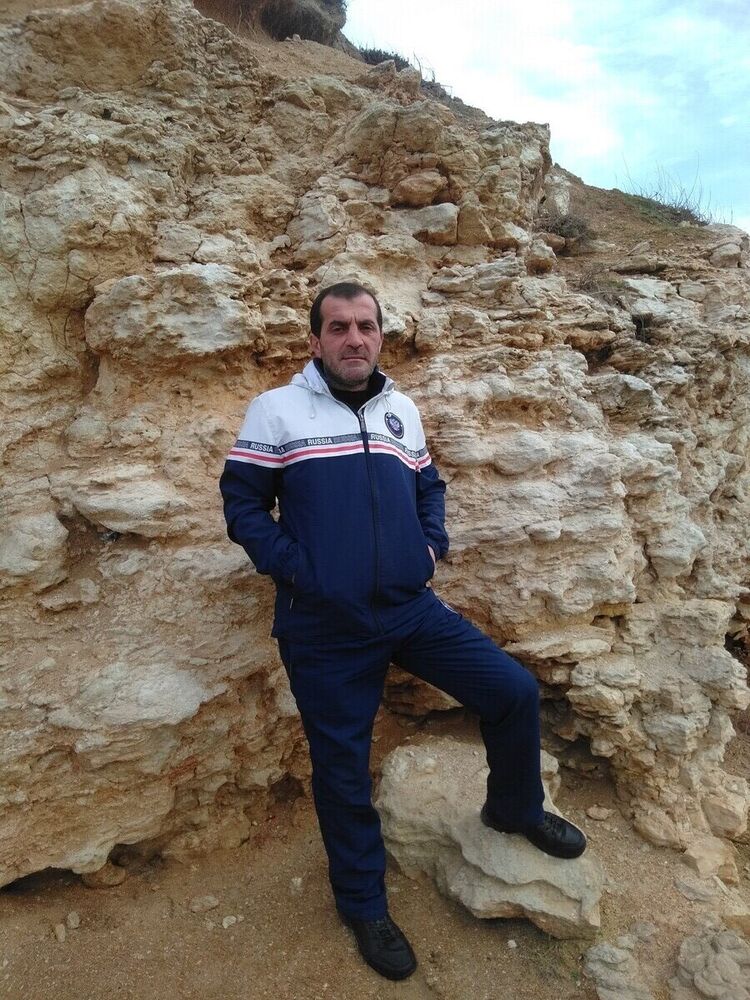 ���� 22278371 ������� Arayik, 53 ����, ���� ���������� � �������