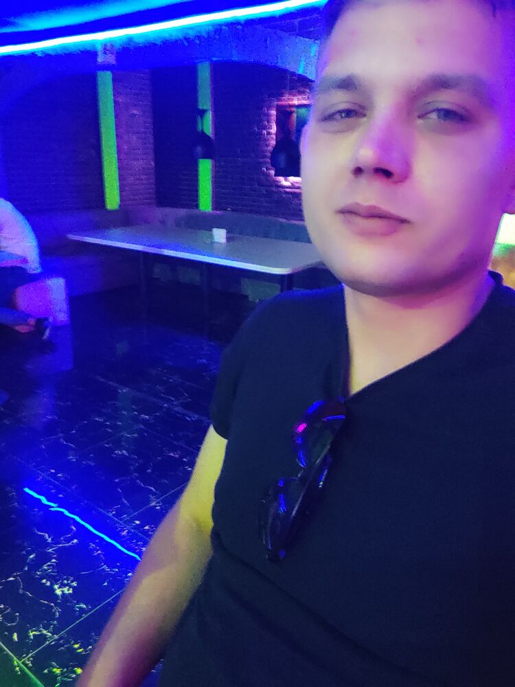  ,   Valera, 25 ,   ,   
