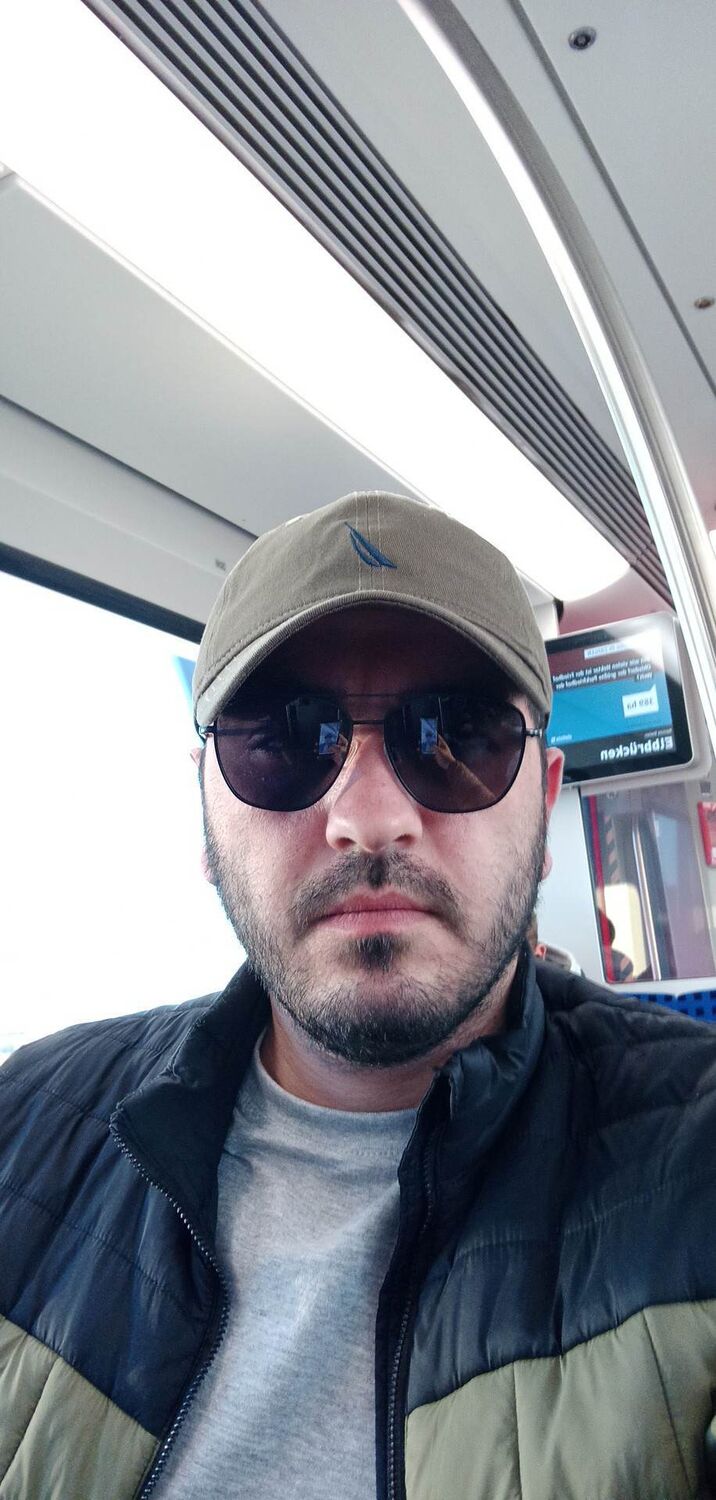  41534231  Giorgi, 31 ,    Rastatt