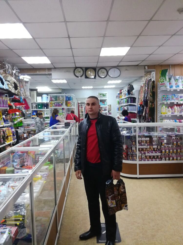  ,   Kirill, 34 ,     , c 