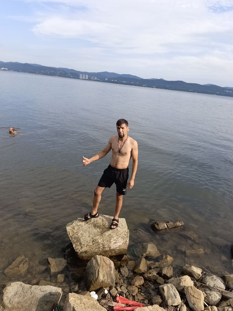  ,   Zakir, 34 ,   , c 