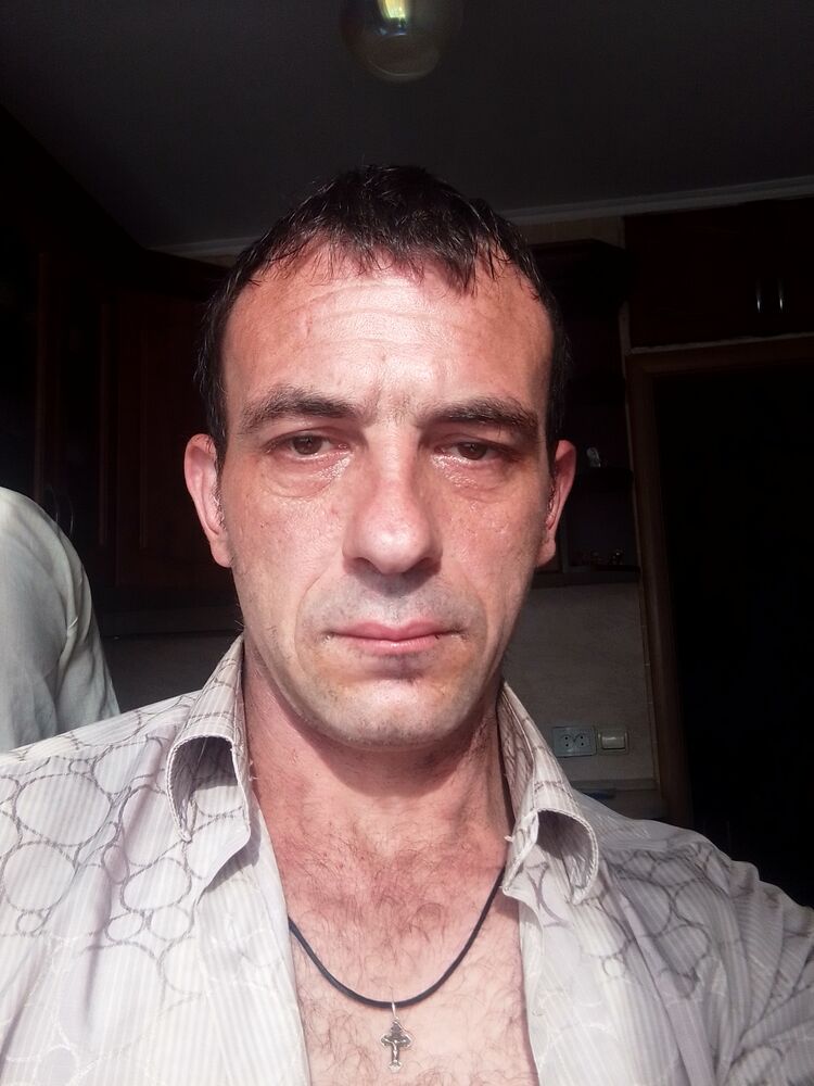  38436431  , 42 ,    