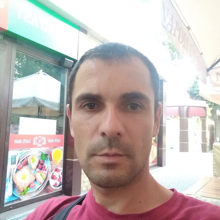  21295471  , 37 ,    