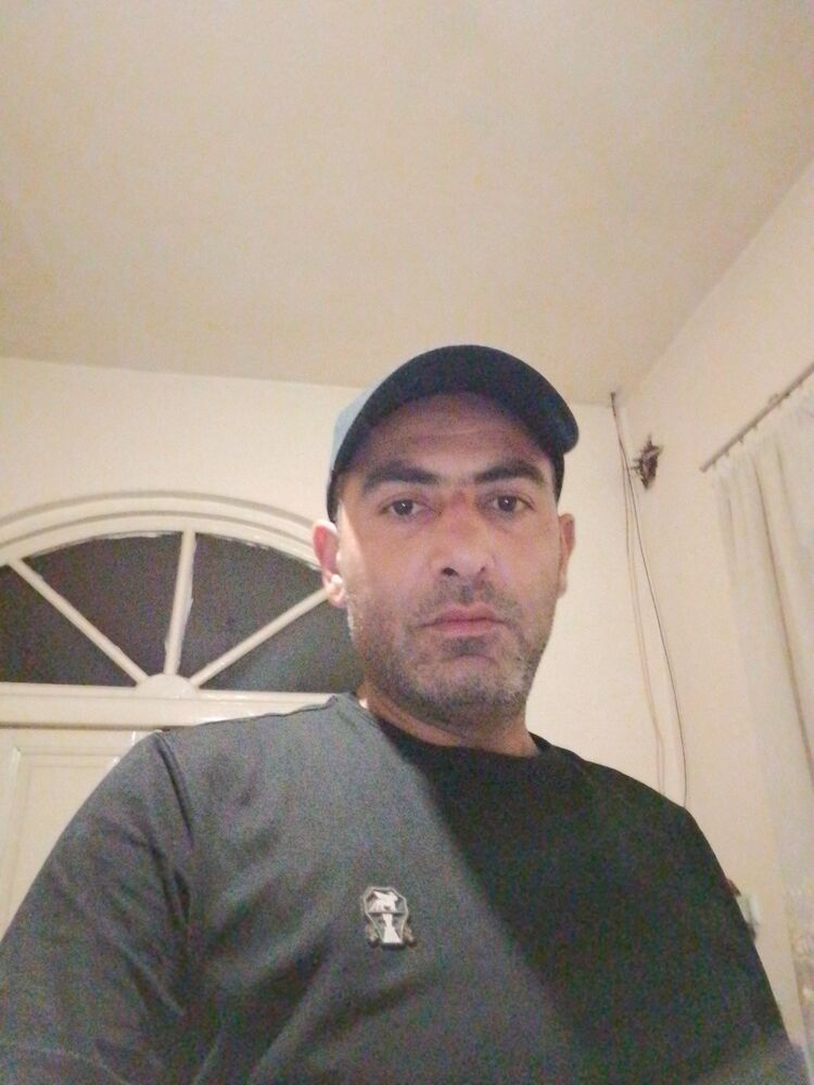  45889561  , 40 ,    