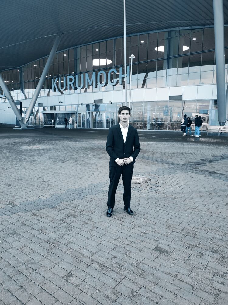  42077101  , 27 ,    -