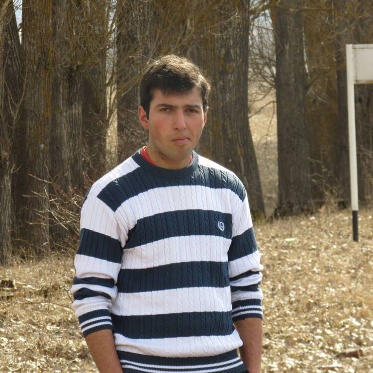  10322041  Levani, 39 ,    