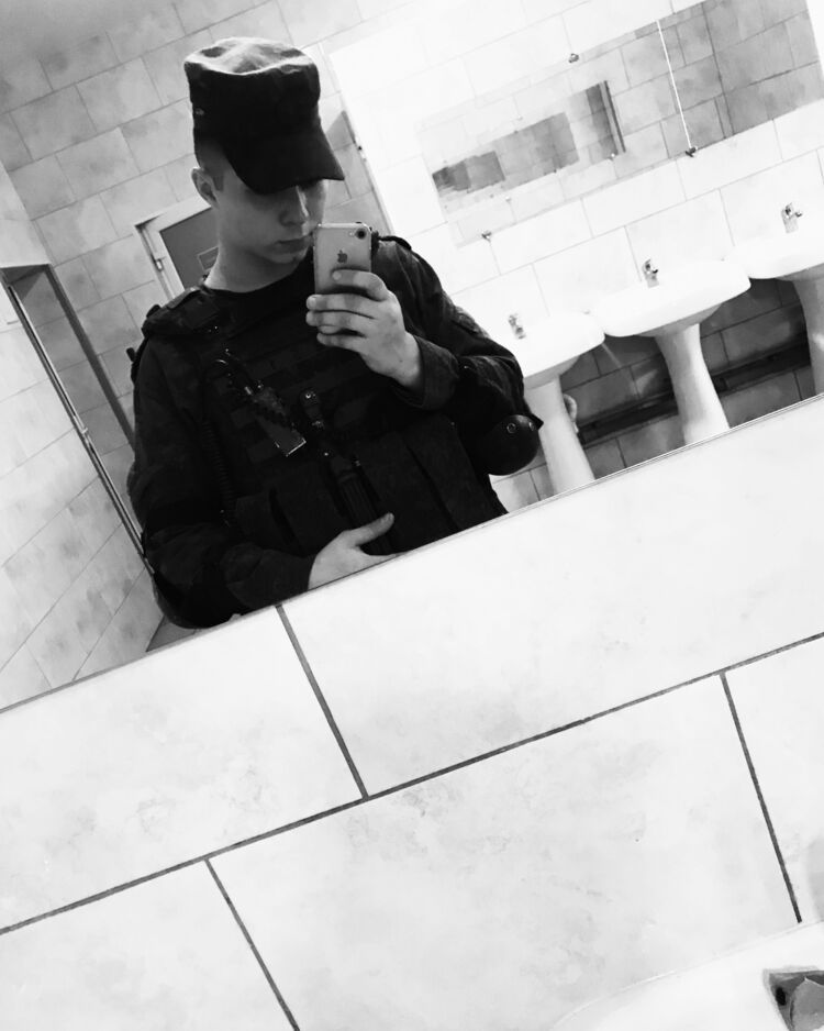  37649171  , 22 ,    