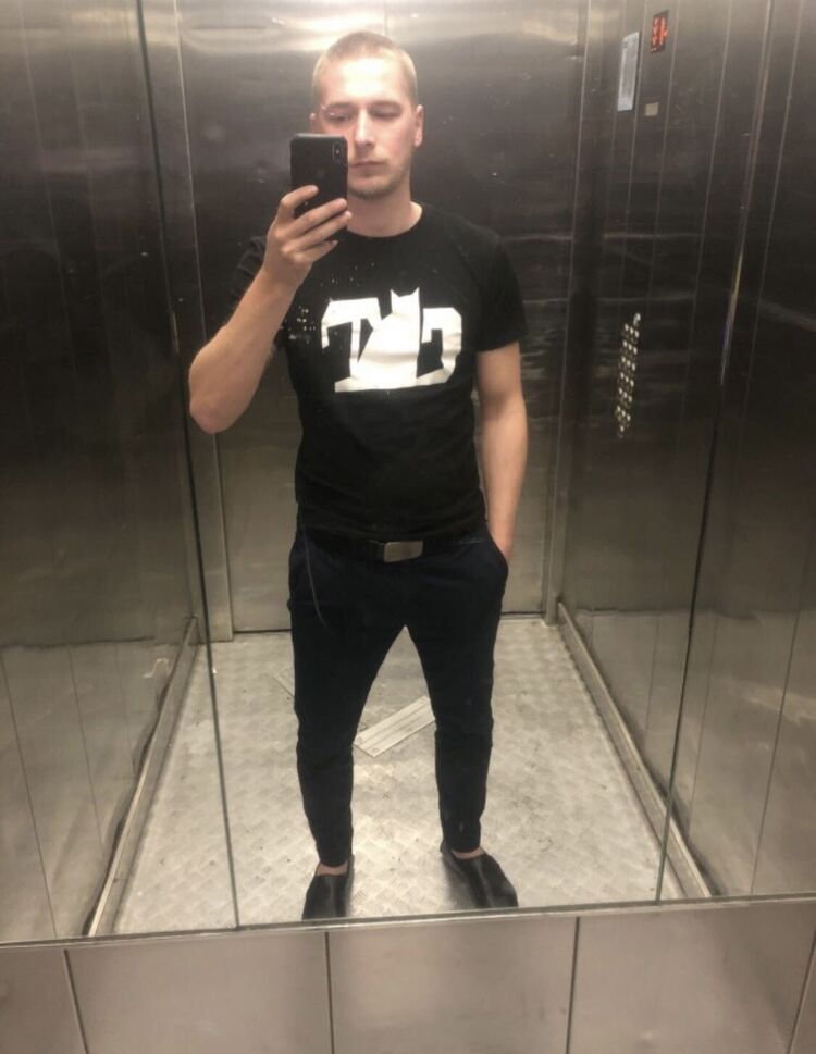  28373091  , 30 ,    