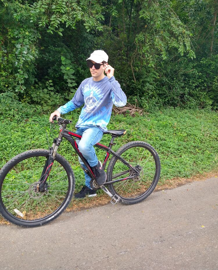  39247351  LazaroJavier, 20 ,    Los Altos