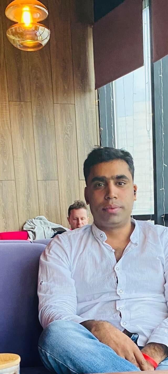  28832001  Salim, 30 ,    