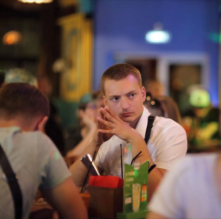  31345141  David, 29 ,    