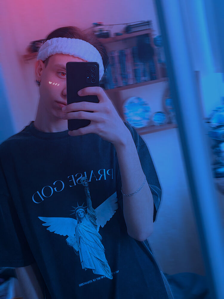  34742841  , 20 ,    
