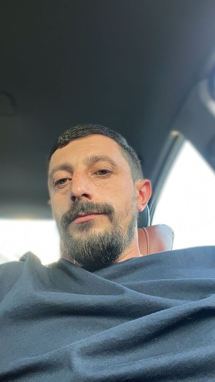  35658461  , 35 ,    -