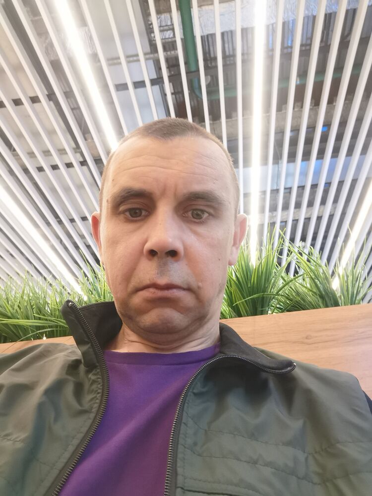  52827631  , 40 ,    -