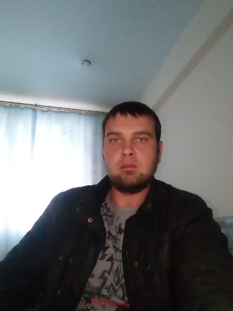  46940281  , 32 ,    