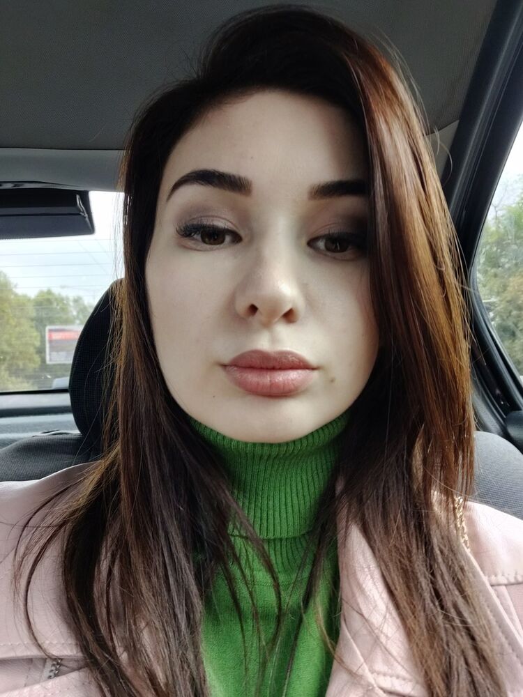  ,   Inna, 28 ,  