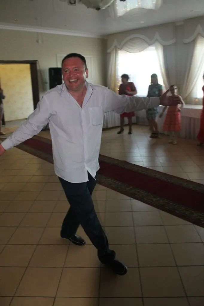  ,   Ruslan, 43 ,     , c , 