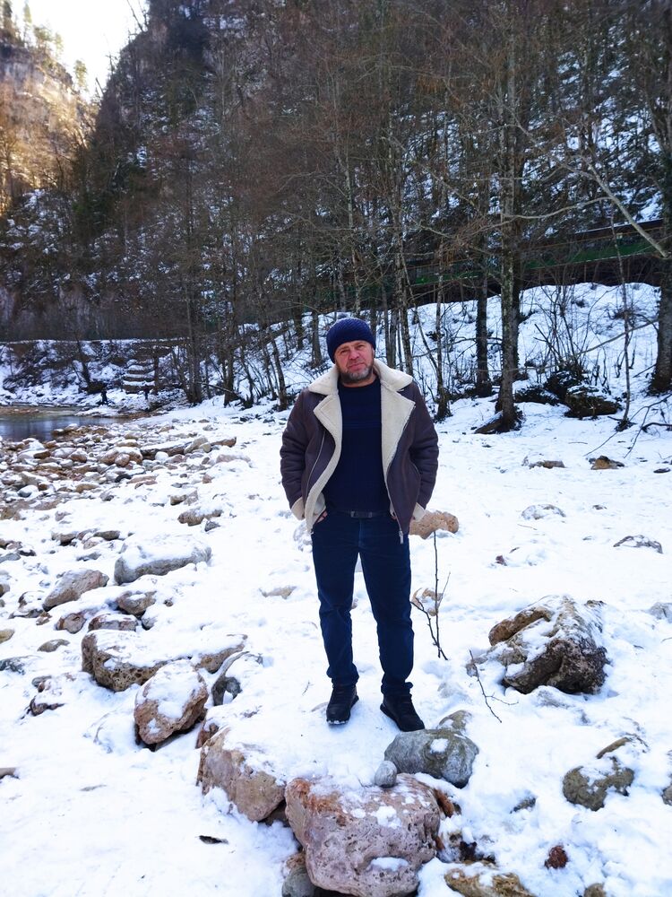  52702061  , 50 ,    --