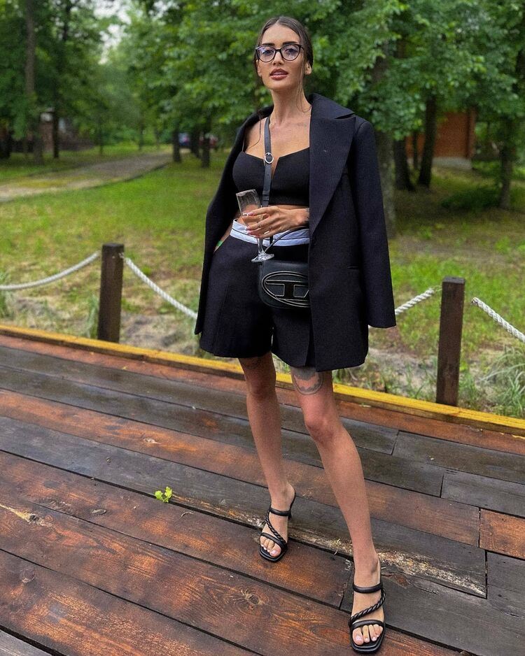  ,   Viktoriya, 30 ,  