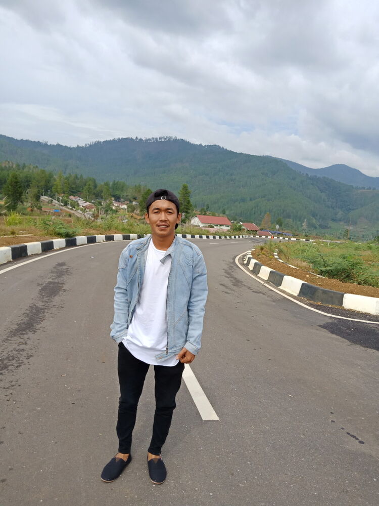  ,   Rahmat, 29 ,   ,   , c 