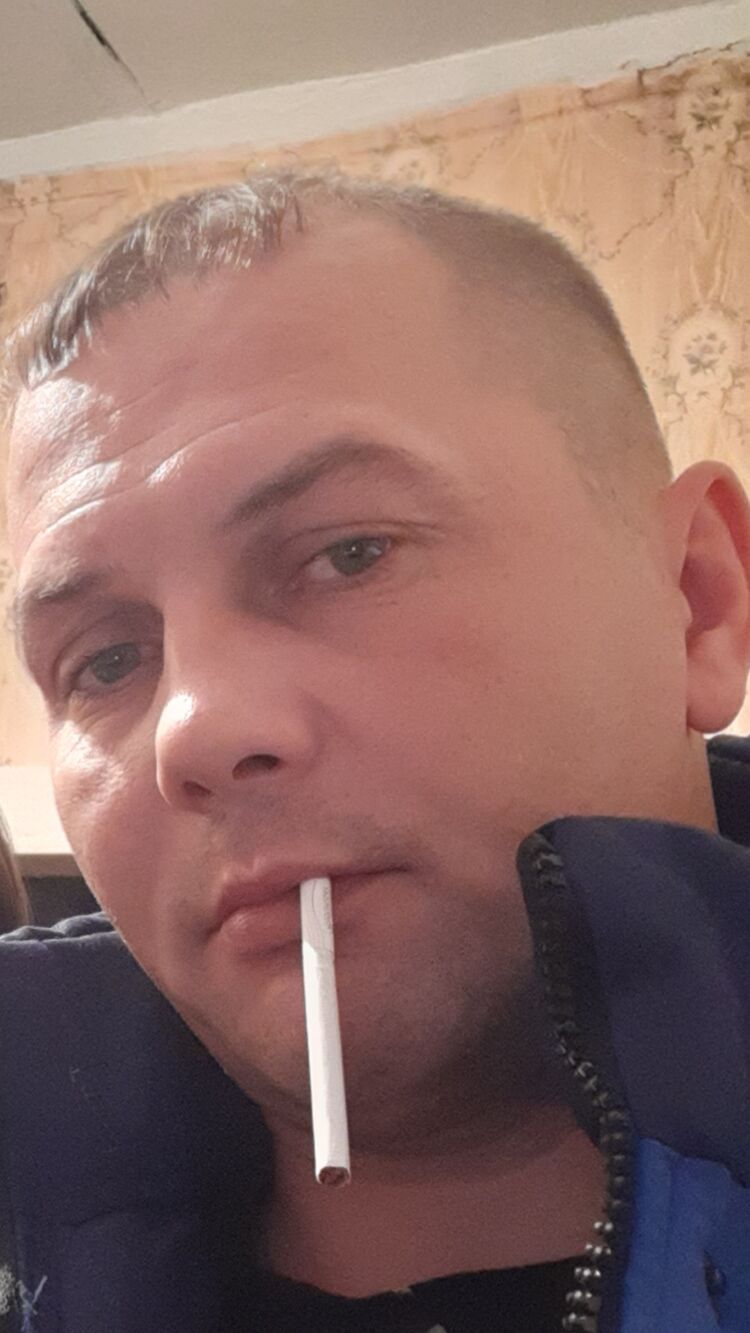  24088521  , 38 ,     