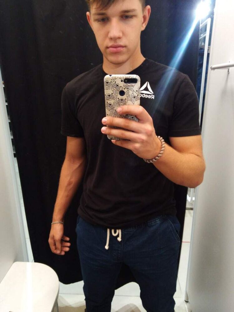  ,   Daniil, 22 ,   ,   