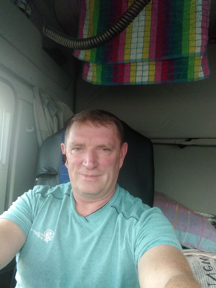  29510211  , 54 ,    