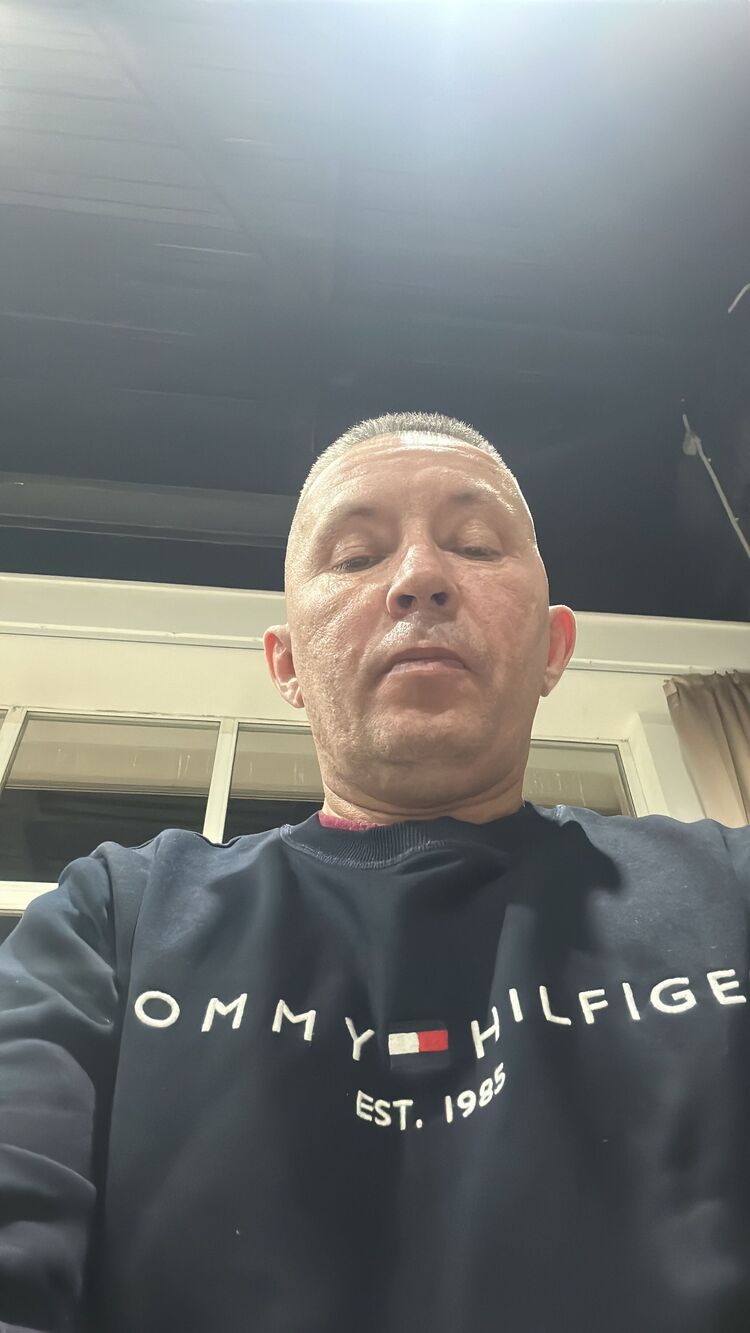  42504631  , 40 ,    