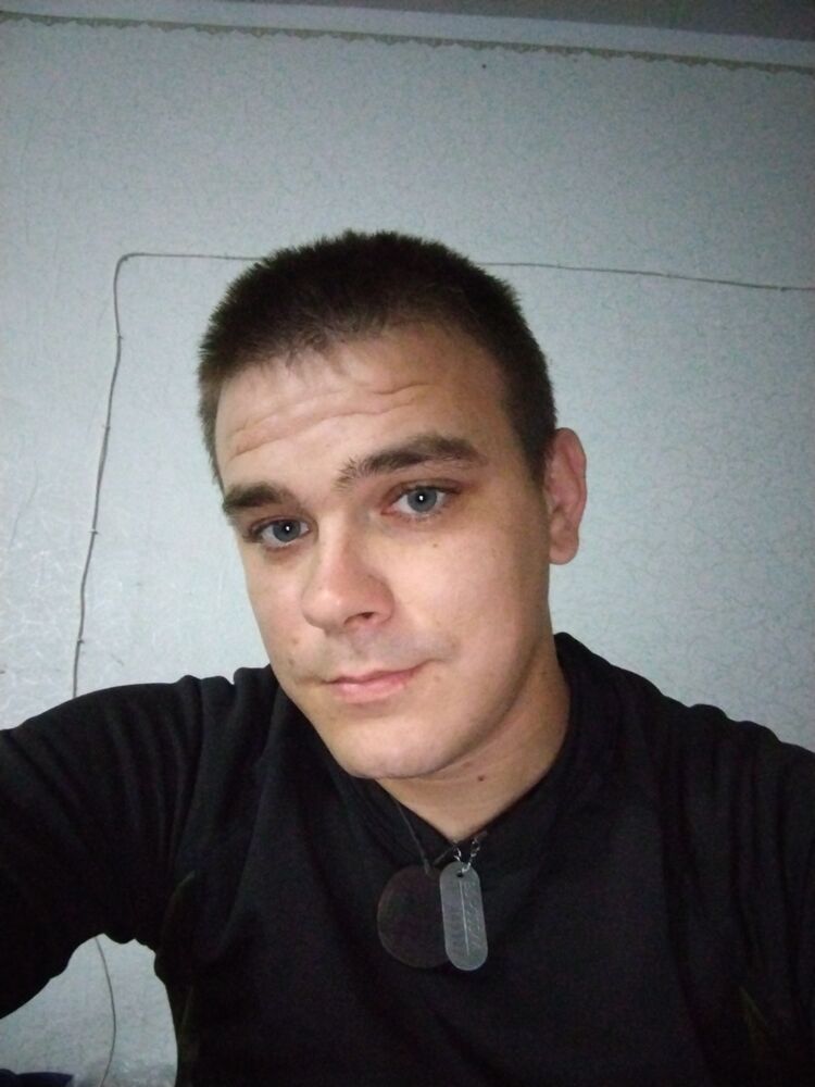 38053161  , 28 ,    