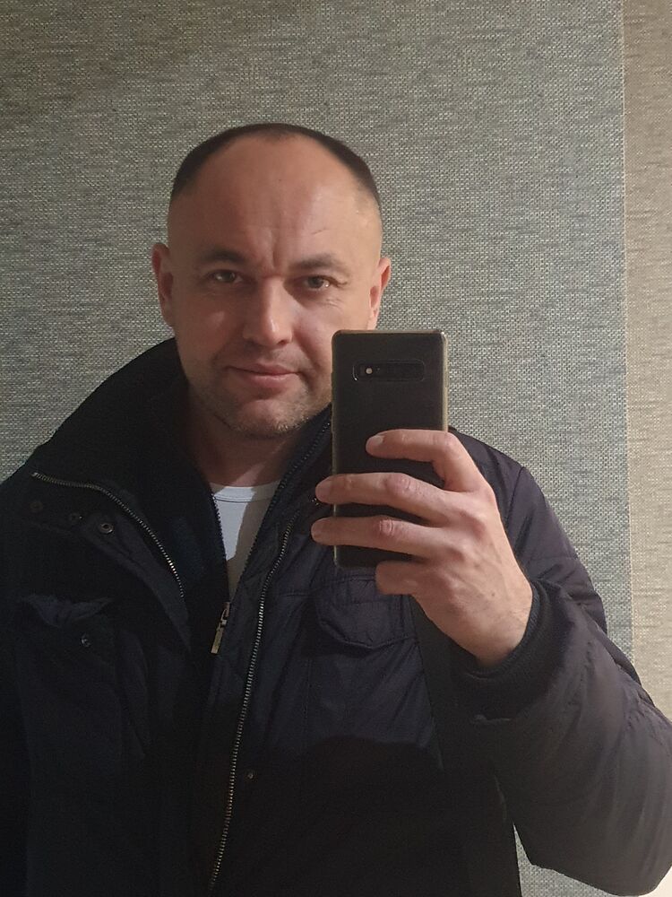  54286261  Pasha, 44 ,    