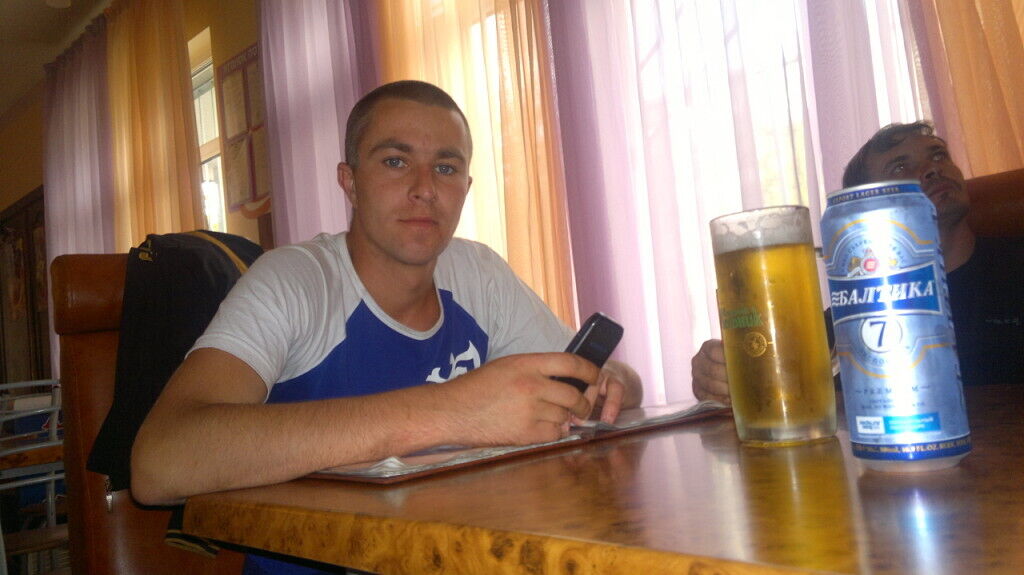  45525271  VADIM, 37 ,    -