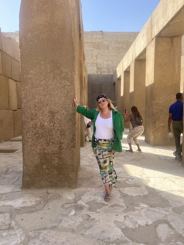  ,   Anna, 48 ,     , c 