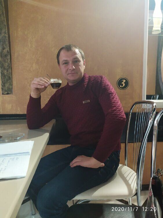  36502181  Vyacheslav, 37 ,    
