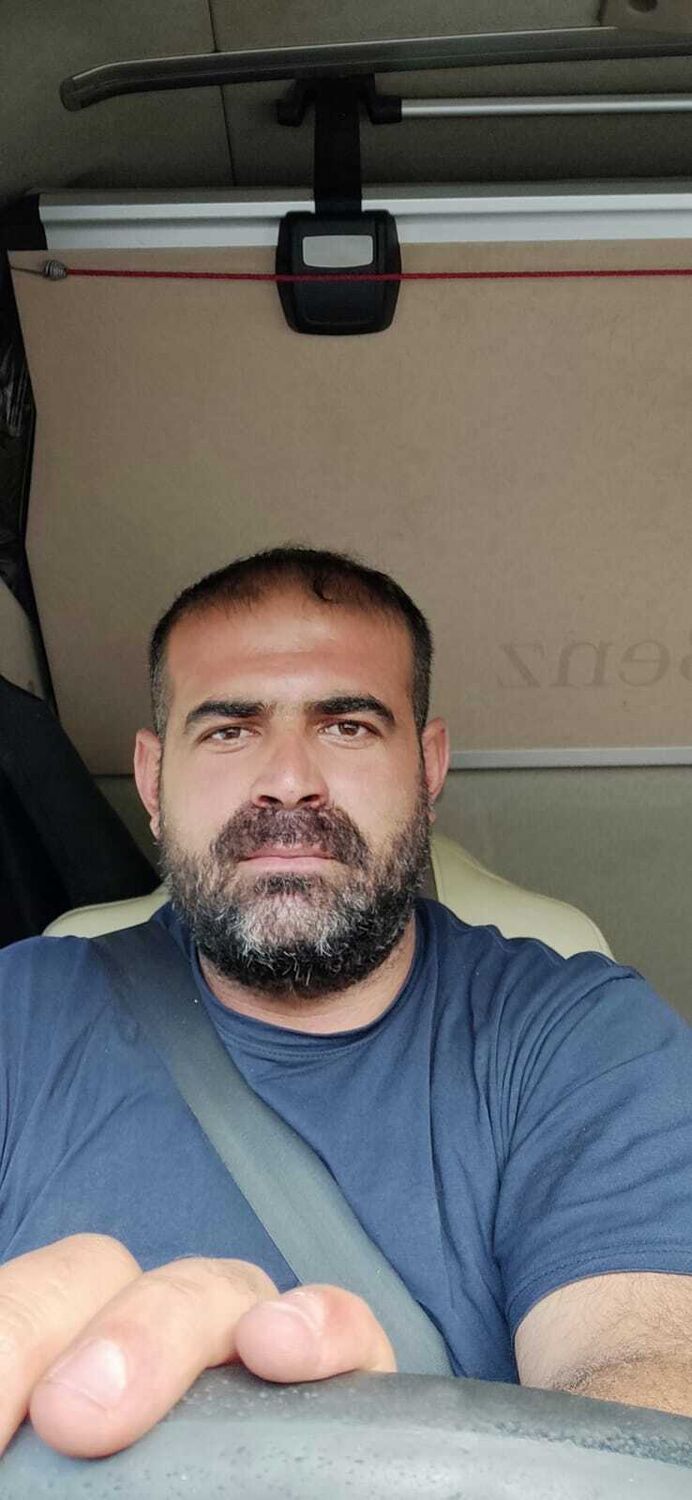  47077851  Levent, 35 ,    